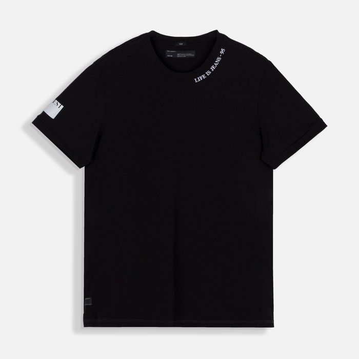 Camiseta Manga Corta Color Negro Para Hombre